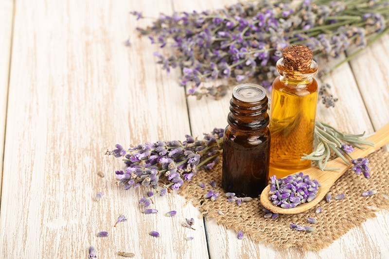 Lavender essential oil - Halal OEM Manufacturer